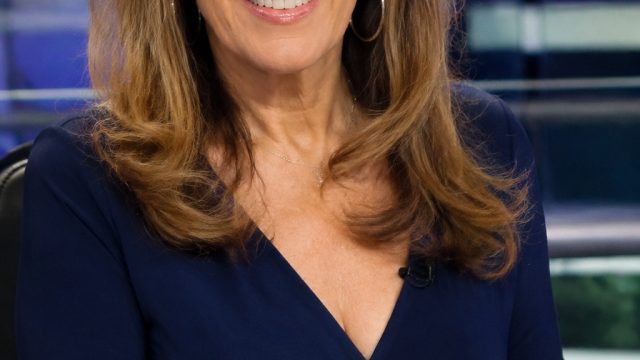 Celebrating Linda Cohn's Legacy: A Farew