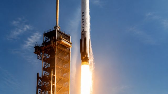 SpaceX Shares Experience Volatile Tradin