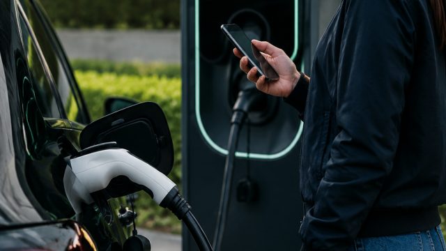 EV Miles Surge: New Insights on Cost-Efficiency for Drivers
