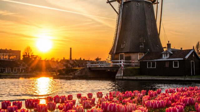 Netherlands Braces for Record-Breaking H